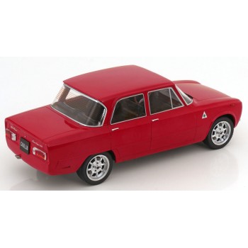 Alfa  Romeo  Giulia  1:18...