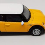 Mini Cooper 1:43 col ass - NewRay