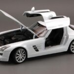 Mercedes SLS AMG Bianca 1:24 - Welly