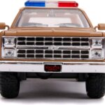Stranger Things Hopper 's 1980 Chevy 1:24 - Simba
