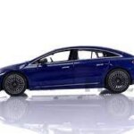 Mercedes EQS Blu Scuro 1:27 - Maisto
