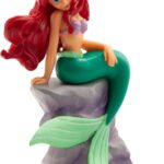 Ariel Seduta su Roccia - Bully