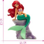 Ariel Seduta su Roccia - Bully