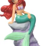 Ariel Seduta su Roccia - Bully
