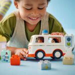 10447 Ambulanza e Autista - Lego