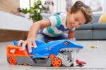 Hot Wheels Shark Chomp Transporter - Mattel
