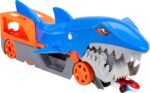 Hot Wheels Shark Chomp Transporter - Mattel