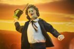 Leatherface con Maschera Donna - Neca